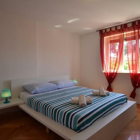 Apartman Terzic Rovinj Luaran gambar