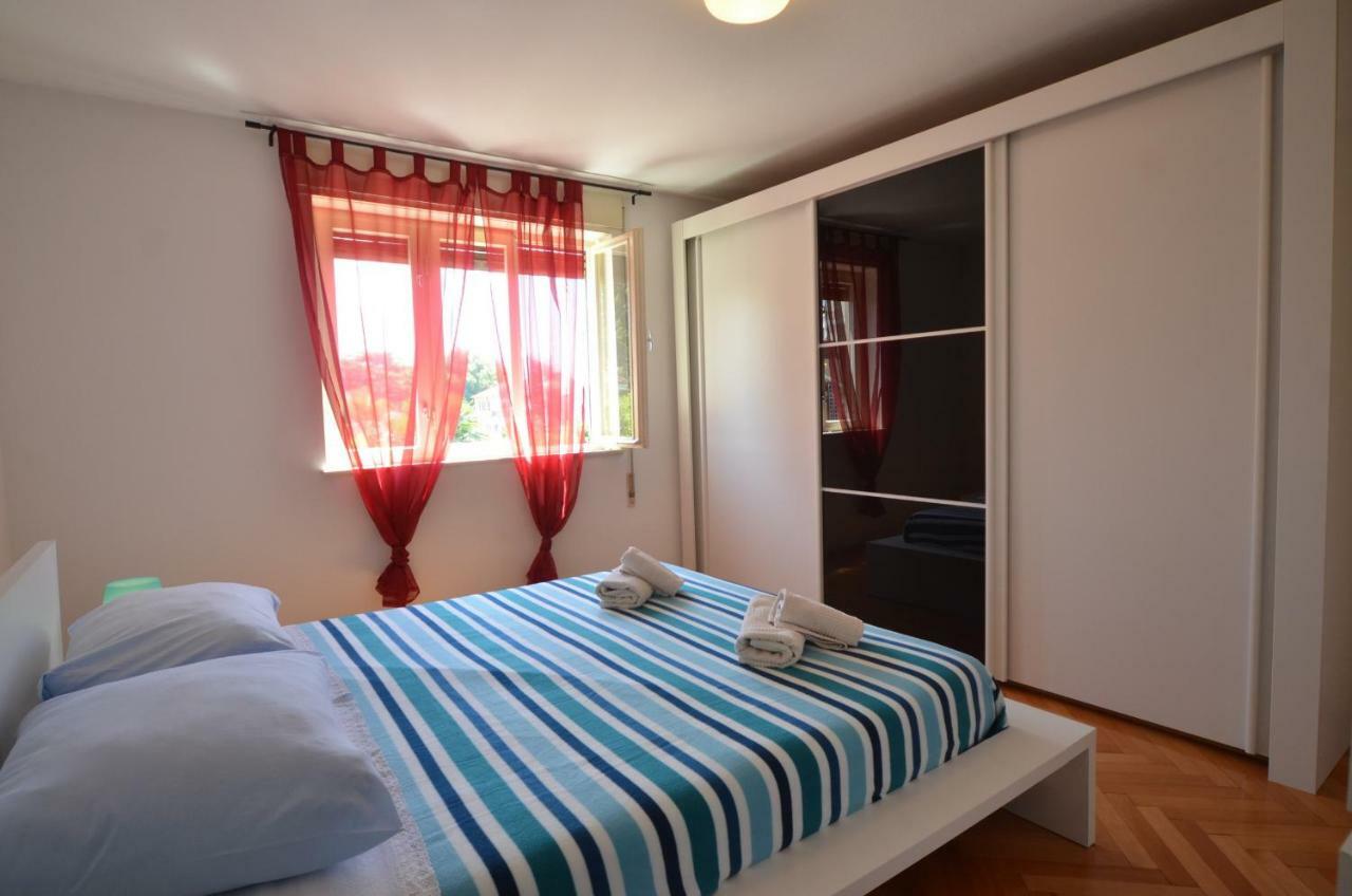 Apartman Terzic Rovinj Luaran gambar
